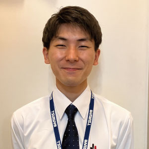 支配人　宮本 拓弥